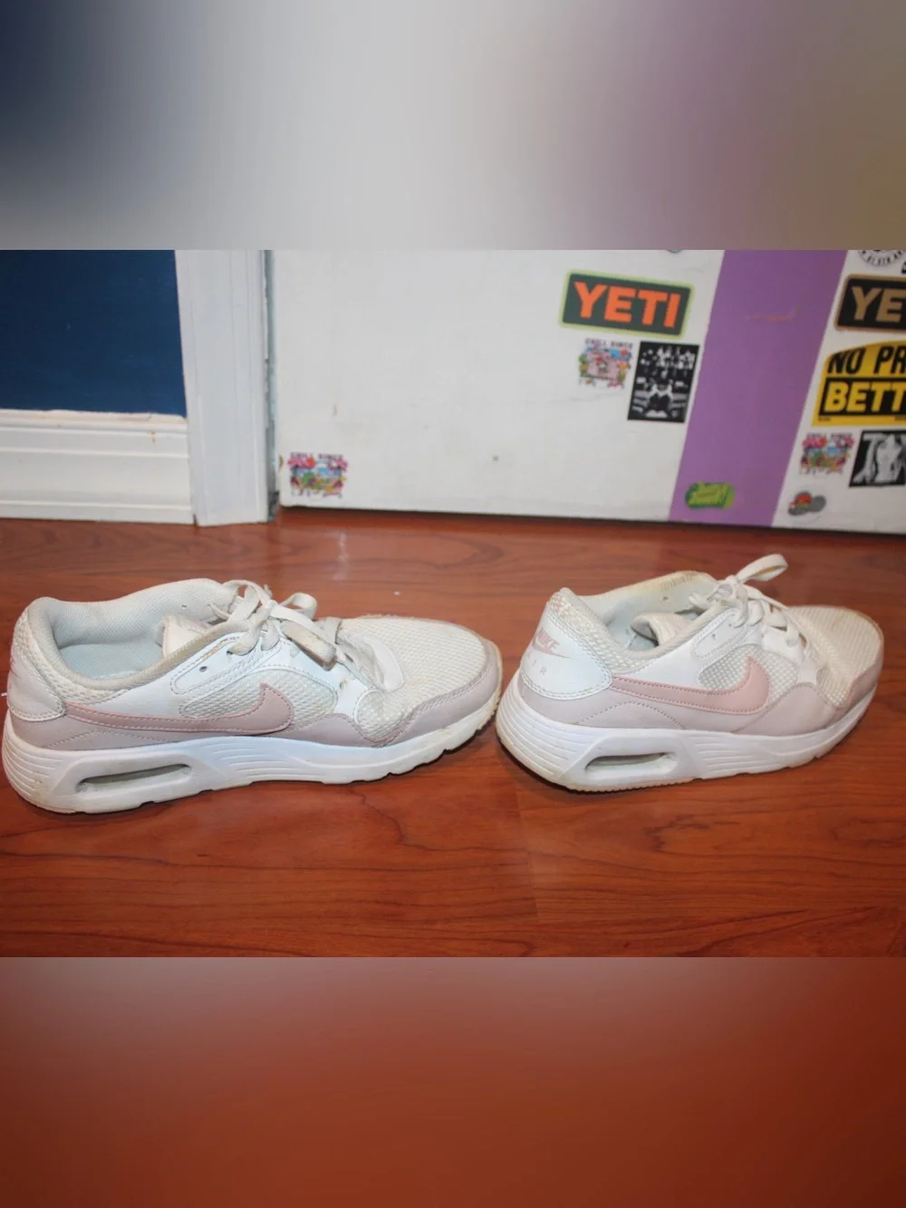 Nike Air Max SC White & Pink Oxford Sneakers - Size 8